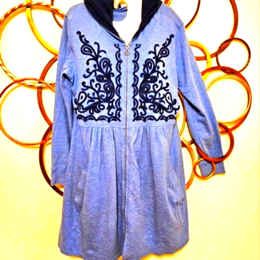 DG2 Vintage Long Hoodie with Embroidery Design